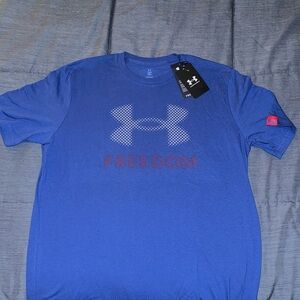 NWT!! Men’s Under Armour tshirt